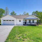 2 Mi to Douglas Lake, Boat Ramp: White Pine Home!