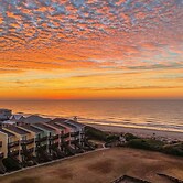 Emerald Isle Condo w/ Direct Access to Ocean!