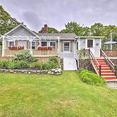 Charming East Boothbay Cottage w/ Large Yard!