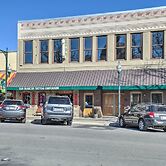 Stylish San Marcos Apt in the Heart of Dwtn!