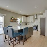 Cozy Eden Prairie Home < 21 Mi to Twin Cities