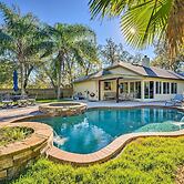 Walk to Lake: Stunning Central Florida Home!