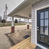 Lakefront Studio Guest Home on Hermann Wine Trail!