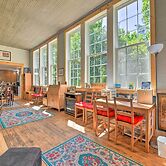 Bright Converted Schoolhouse in Chesterfield!