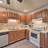 Lovely High Point Abode ~ 2 Mi to University!