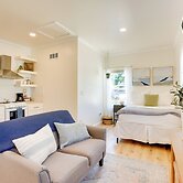 Centrally Located Studio 3 Mi From Downtown!