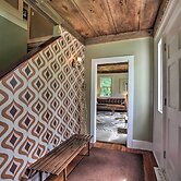 Renovated Catskills Farmhouse w/ Game Room!