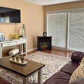 Townhome on Lake Desoto: Deck + Water Views!