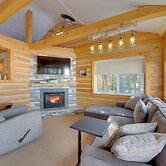 Palmyra Cottage w/ Deck on Whites Pond!