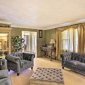 Toledo Home w/ Direct Golf Course Access!