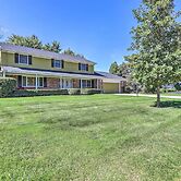 Toledo Home w/ Direct Golf Course Access!