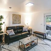 Redmond Home w/ Pool Access: Dogs Welcome!