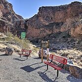On-site Trails! Hot Tub Hideaway in Zion Area