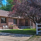 Central Escalante Home ~ 5 Mi to Grand Staircase!