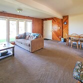 Fishermen's Paradise in Coos Bay: Walk to Beach!