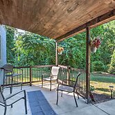 Modern Central Apartment w/ BBQ Patio & Yard!