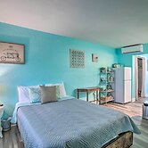 Tropical Pass-a-grille Gem w/ Direct Beach Access!