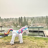 Flathead Lake Waterfront Cabin w/ Dock & Kayaks