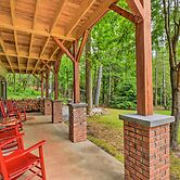 Chauga River Cabin: Pets Welcome!