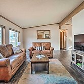 Charming Grants Pass Home w/ Large Backyard!