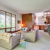 15 Mi to Downtown Minneapolis: Retreat on 5 Acres