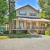 Guntersville Cabin Nestled in Kudzu Cove Resort