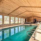 Timberbrook Village Condo: Community Pool, Hot Tub