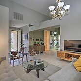 Rancho Mirage Condo w/ Mtn Views + Pool Access