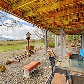 'A Touch of the West' Scenic Grangeville Apt!