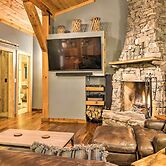 Peaceful Stony Point Getaway w/ Hot Tub & Views!