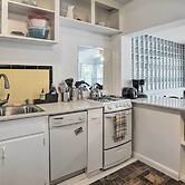 Florida Home ~ 10 Mi to St Pete Beach!