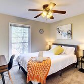 Louisville Area Home: Deck, Fire Pit, Creek!