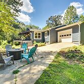 Spacious Lake Hartwell Home w/ Private Boat Dock!