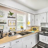 Peaceful Gainesboro Retreat w/ Deck & Yard!