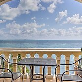 Private Balcony w/ Views: Oceanfront Cancun Condo!