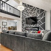 Community Perks & Deck: Charming Poconos Home!