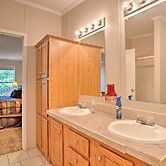 Spacious House ~ 1 Mi to Lake & Boat Ramp!
