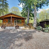 'moose Lodge' Cabin w/ Entertainment Gazebo!