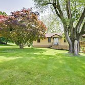 2 Mi to Wineries: Calm Cottage on 90 Acres w/ Barn