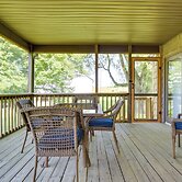 Calm Stewartstown Cottage on 90 Acres w/ Barn