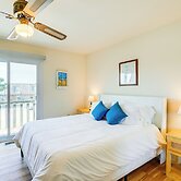 Kitty Hawk Escape w/ Pool Access: 1 Mi to Beach