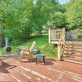 Pet-friendly Hancock Home on the Delaware River!