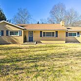 Mountaineer Retreat - 5 Mi to WV University!