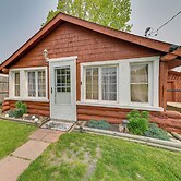 Cozy Houghton Lake Vacation Rental w/ Fireplace!