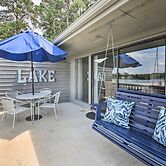 Balcony & Lake Access: Hot Springs Getaway!