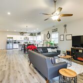 Stunning Clovis Home ~ 1 Mile to Old Town!