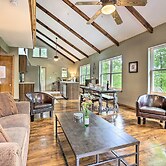 Red River Gorge Cabin w/ Private Hot Tub!