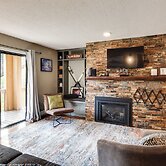 Ski-in/out & Golf Condo w/ A/C at Holiday Valley!