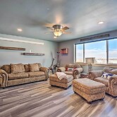 Spacious Saratoga Condo w/ Mountain Views!