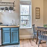 Pet-friendly Condo w/ Deck ~ 3 Mi to Dtwn!